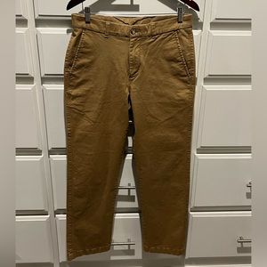 32x30 Roundtree & Yorke Khaki Pants